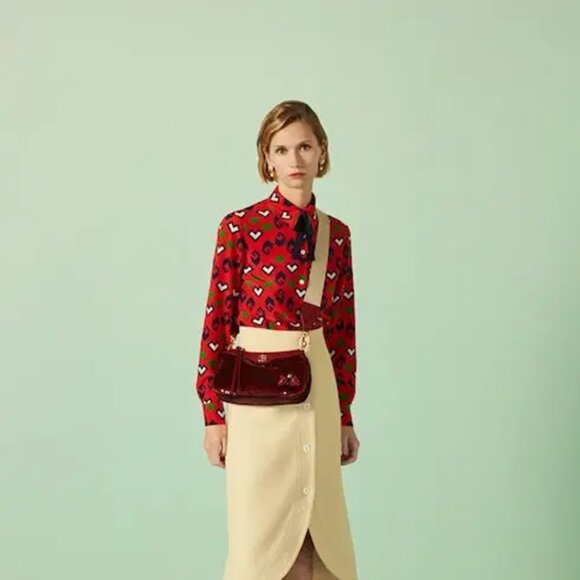 NWT GUCCI GG Ophidia Raso Seta Pail Sequin Strawberry TwoWay Shoulder Bag 735132 - Picture 2 of 14